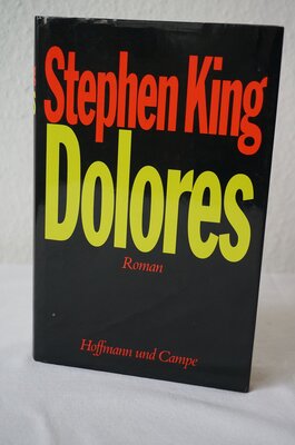 Dolores: Roman bei Amazon bestellen