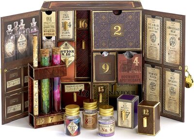 The Carat Shop - Harry Potter Adventskalender Schmuck & Zubehör Harry Potter Geschenke - Potion Box 24 Türen - Offizieller Harry Potter Fanartikel bei Amazon bestellen